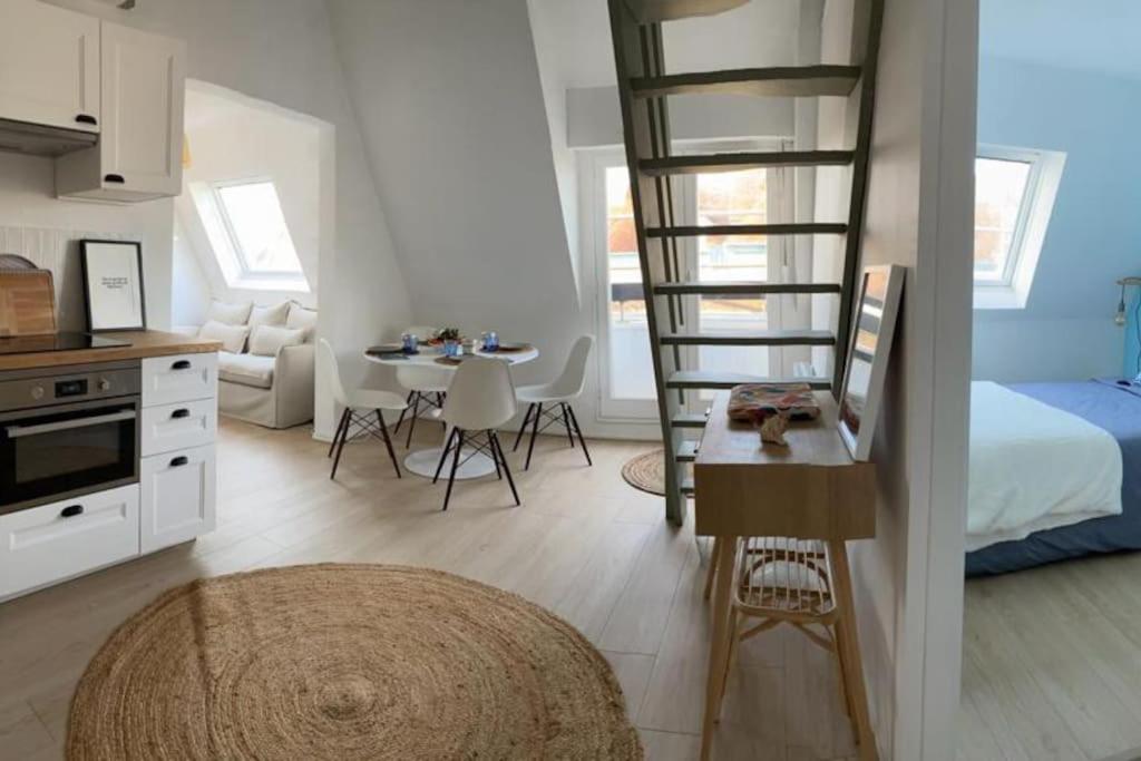 L'appart 502, Familial Et Sa Vue Mer. Villers-sur-Mer